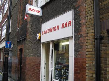 sandwichbarext.jpg