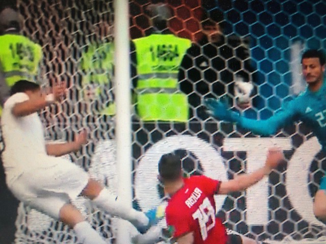 Egypt 0 - 1 Uruguay