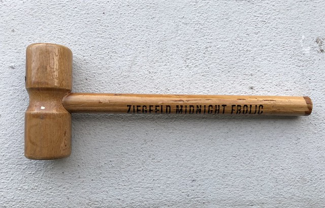 Applause hammer