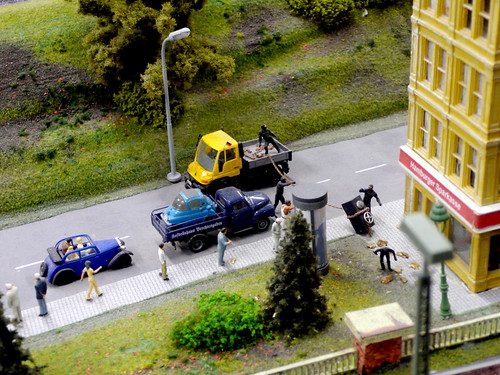 miniature bank job