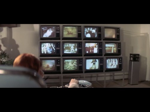 screens in the man who fell to earth