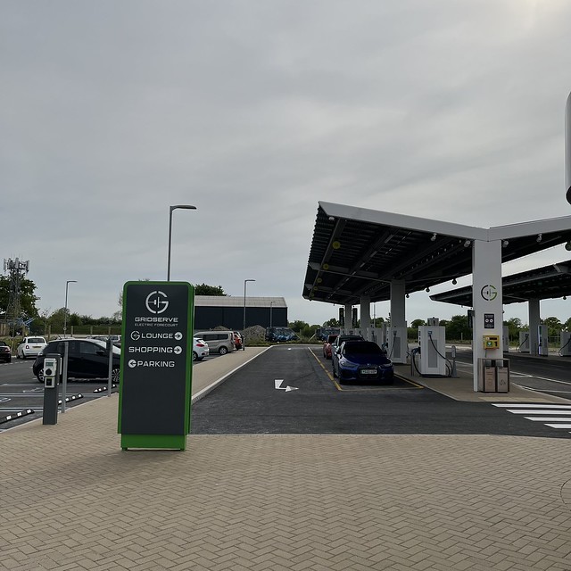 Electric forecourt