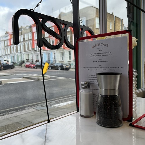 Sam's cafe
